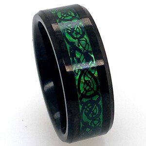 Black Dragon Design Over Green Backdrop Clear Coating Beveled Edges - 8mm Sz 9
